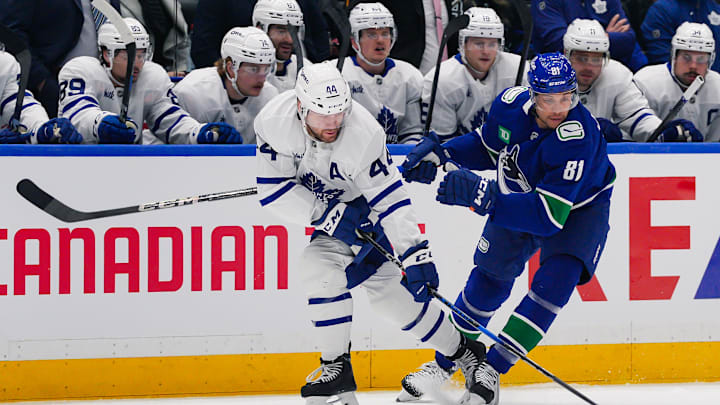 Toronto Maple Leafs v Vancouver Canucks