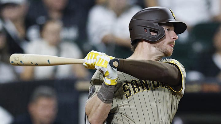 Sep 19, 2025; Chicago, Illinois, USA; San Diego Padres first baseman Ryan O'Hearn (32) hits an RBI-single against the Chicago White Sox during the fourth inning at Rate Field. Mandatory Credit: Kamil Krzaczynski-Imagn Images Sep 19, 2025; Chicago, Illinois, USA; San Diego Padres first baseman Ryan O'Hearn (32) hits an RBI-single against the Chicago White Sox during the fourth inning at Rate Field. Mandatory Credit: Kamil Krzaczynski-Imagn Images