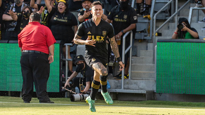 Los Angeles Galaxy v Los Angeles FC