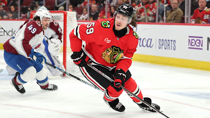 Colorado Avalanche v Chicago Blackhawks