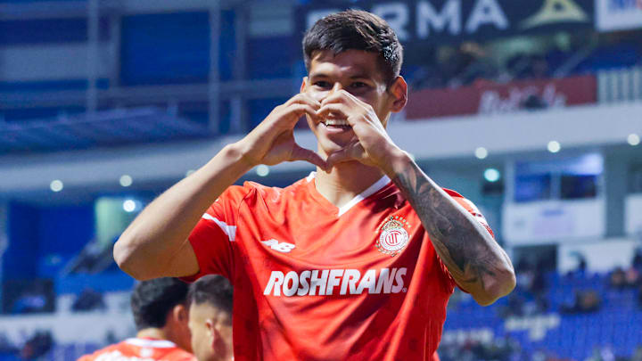 El delantero Robert Morales se convertiría en la primera baja del Toluca, ya que el Olimpia de su país ha mandado una oferta formal.