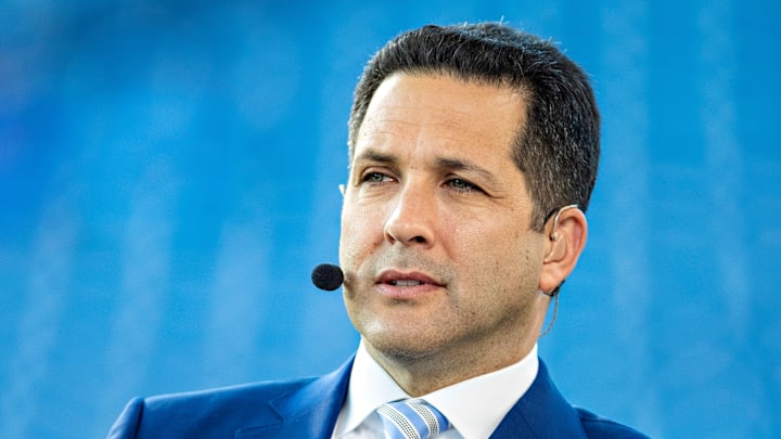 Buffalo Bills v Tennessee Titans