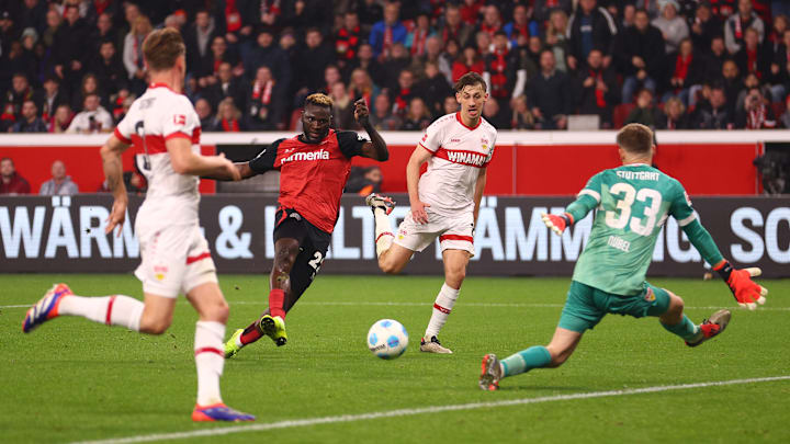 Alexander Nübel stand gegen Leverkusen im Mittelpunkt.