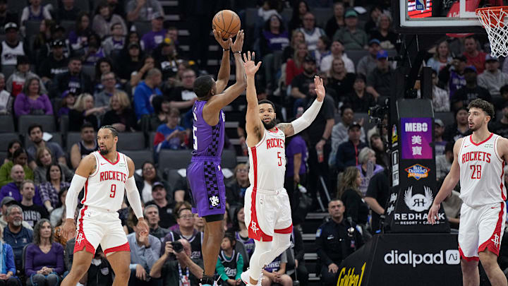 Could the Houston Rockets bring De'Aaron Fox home?