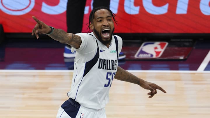 Dallas Mavericks, Derrick Jones Jr.