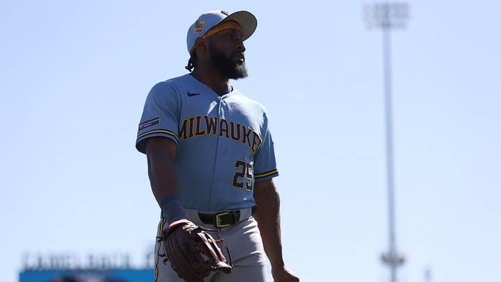 Milwaukee Brewers v Chicago White Sox Milwaukee Brewers v Chicago White Sox