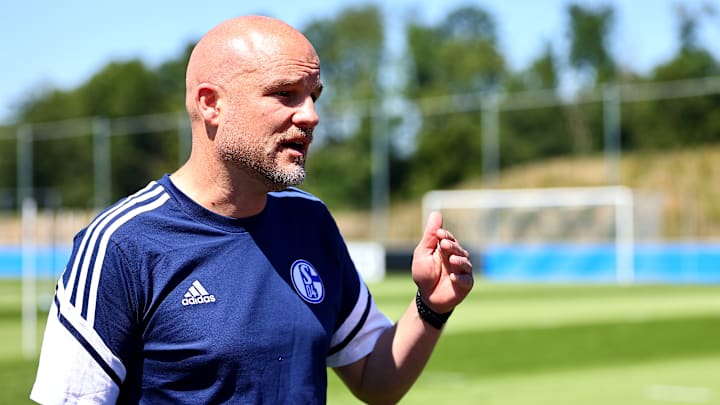 Rouven Schröder hat über S04 gesprochen