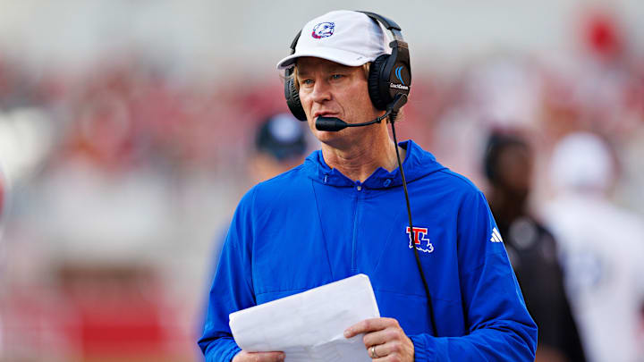 Louisiana Tech v Arkansas