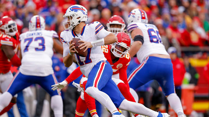 Buffalo Bills v Kansas City Chiefs
