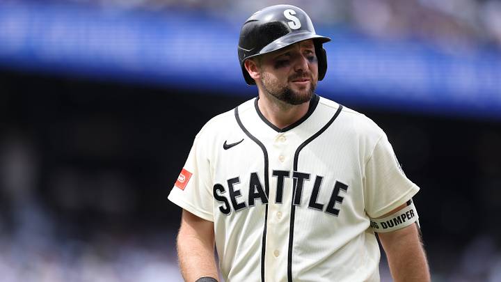Seattle Mariners catcher Cal Raleigh