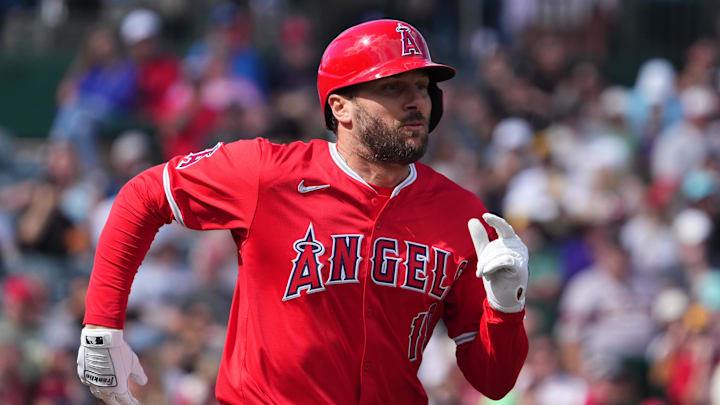 The former Braves spent a brief time with the Stripers and the playoff taxi squad