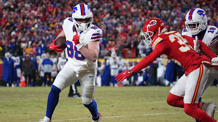 Buffalo Bills tight end Dawson Knox makes a catch against the Kansas City Chiefs in the AFC Championship game at GEHA Field at Arrowhead Stadium.