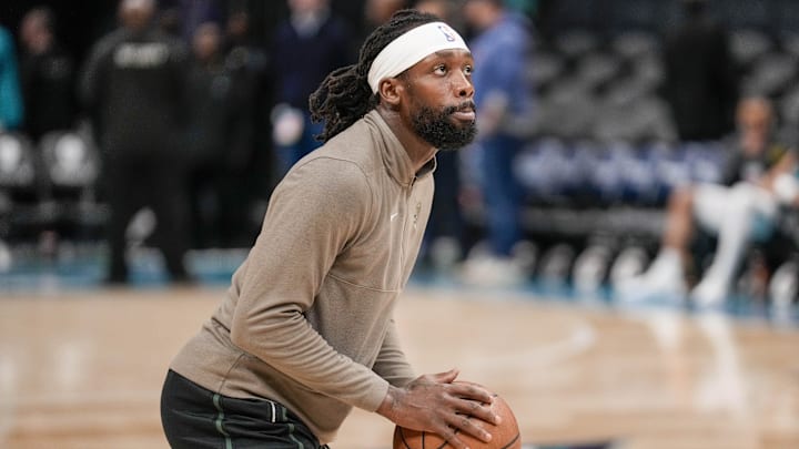 Feb 29, 2024; Charlotte, North Carolina, USA; Milwaukee Bucks guard Patrick Beverley (21) during pregame warm ups against the Charlotte Hornets at Spectrum Center. Mandatory Credit: Jim Dedmon-Imagn Images Feb 29, 2024; Charlotte, North Carolina, USA; Milwaukee Bucks guard Patrick Beverley (21) during pregame warm ups against the Charlotte Hornets at Spectrum Center. Mandatory Credit: Jim Dedmon-Imagn Images