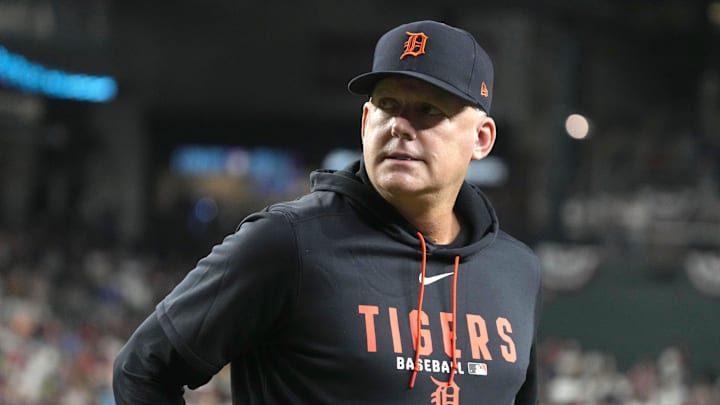 Mar 31, 2026; Phoenix, Arizona, USA; Detroit Tigers manager AJ Hinch against Arizona Diamondbacks in the eighth inning at Chase Field. Mandatory Credit: Rick Scuteri-Imagn Images Mar 31, 2026; Phoenix, Arizona, USA; Detroit Tigers manager AJ Hinch against Arizona Diamondbacks in the eighth inning at Chase Field. Mandatory Credit: Rick Scuteri-Imagn Images
