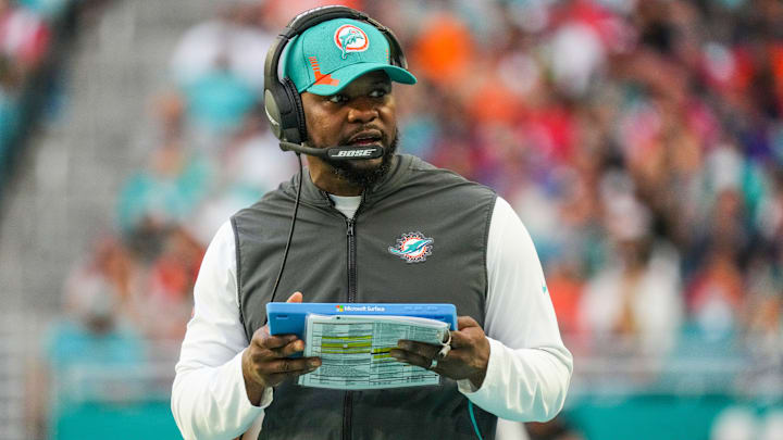Brian Flores fue despedido por los Dolphins tras terminar la temporada 2021-22 