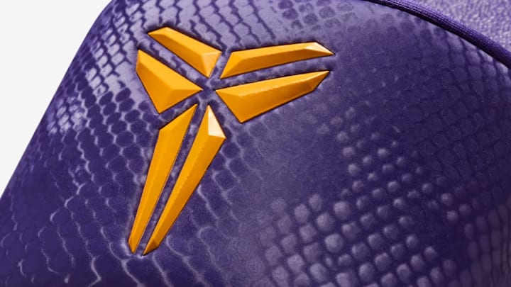 The Nike Kobe Offcourt slides dropped in three new colorways.