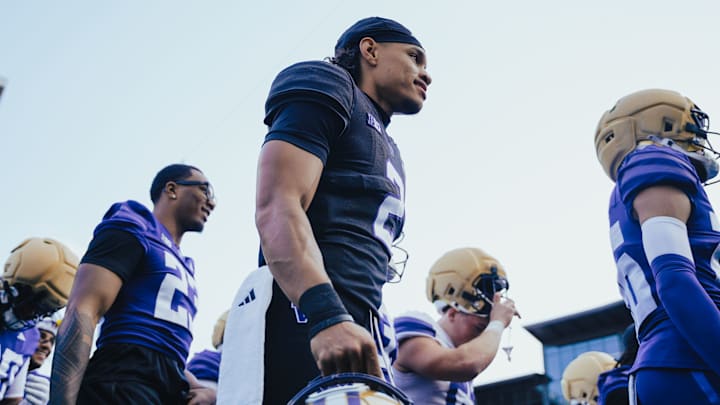 QB Demond Williams Jr. (2) leaves the field ahead of injured LB Zaydrius Rainey-Sale, in the glasses. QB Demond Williams Jr. (2) leaves the field ahead of injured LB Zaydrius Rainey-Sale, in the glasses.