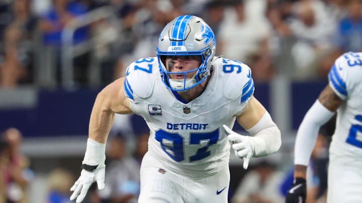 Detroit Lions defensive end Aidan Hutchinson (97) 