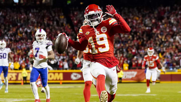 Dec 10, 2023; Kansas City, Missouri, USA; Kansas City Chiefs wide receiver Kadarius Toney (19) scores a touchdown during the second half against the Buffalo Bills at GEHA Field at Arrowhead Stadium. The play would be called back due to an offensive penalty. Mandatory Credit: Jay Biggerstaff-Imagn Images