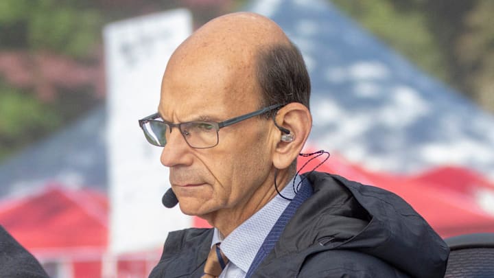 Paul Finebaum of SEC Nation on set.