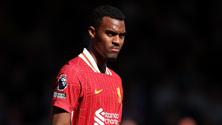 Ryan Gravenberch serait sollicité par le Real Madrid