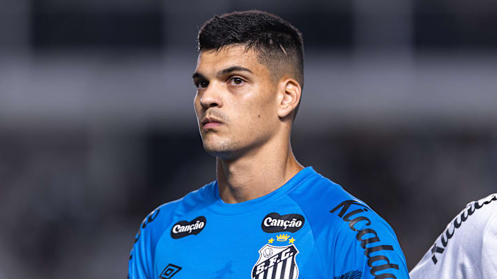 Gabriel Brazão faz um grande Campeonato Brasileiro pelo Peixe Gabriel Brazão faz um grande Campeonato Brasileiro pelo Peixe