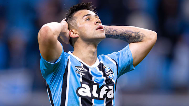 El chileno Alexander Aravena milita en el Gremio de Brasil