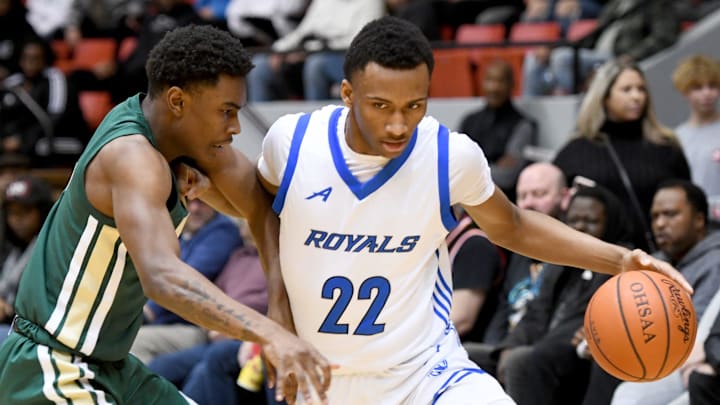 CVCA's Darryn Peterson drives to the basket past St. Vincent-St. Mary's Torell Hopson in the first quarter