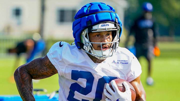 Indianapolis Colts Seth McGowan (20) runs a drill during Indianapolis Colts Training Camp Family Day on Friday, July 31, 2026, at Grand Park in Westfield, Ind. Indianapolis Colts Seth McGowan (20) runs a drill during Indianapolis Colts Training Camp Family Day on Friday, July 31, 2026, at Grand Park in Westfield, Ind.