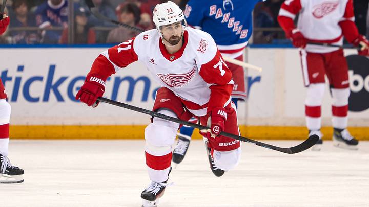 Apr 4, 2026; New York, New York, USA; Detroit Red Wings center Dylan Larkin (71) skates up ice against the New York Rangers during the first period at Madison Square Garden. Mandatory Credit: Danny Wild-Imagn Images Apr 4, 2026; New York, New York, USA; Detroit Red Wings center Dylan Larkin (71) skates up ice against the New York Rangers during the first period at Madison Square Garden. Mandatory Credit: Danny Wild-Imagn Images