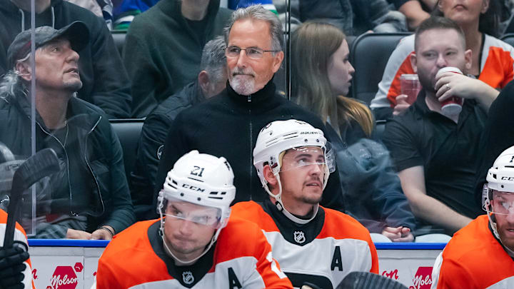 Philadelphia Flyers v Vancouver Canucks