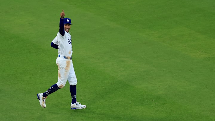 National League Championship Series - Milwaukee Brewers v Los Angeles Dodgers - Game Three National League Championship Series - Milwaukee Brewers v Los Angeles Dodgers - Game Three