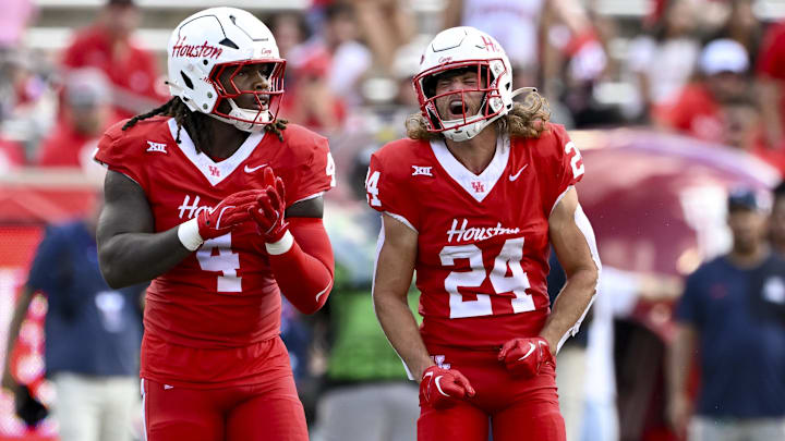 Houston Cougars defensive back Wrook Brown (24) reacts after a sack in the second quarter against the Arizona Wildcats at TDECU Stadium. 