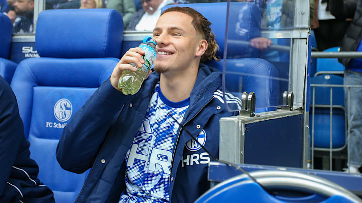 Schalke 04 verlängert mit Mika Wallentowitz