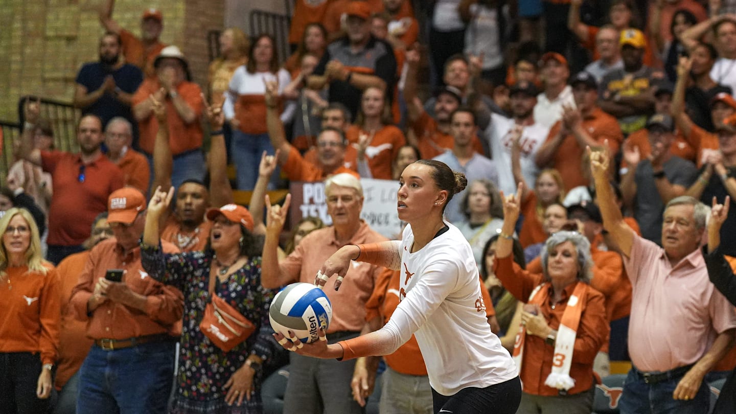 The Texas Longhorns volleyball team is, sadly, overrated for the first time in years