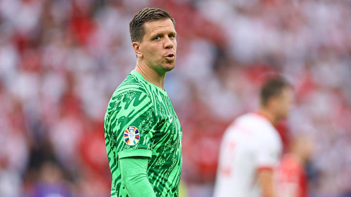 Szczesny has agreed to join Barcelona Szczesny has agreed to join Barcelona