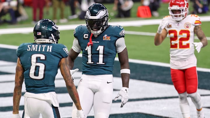 Feb 9, 2025; New Orleans, LA, USA; Philadelphia Eagles wide receiver A.J. Brown (11) congratulates wide receiver DeVonta Smith (6) after he scored a touchdown against the Kansas City Chiefs during the second half of Super Bowl LIX at Caesars Superdome. Mandatory Credit: Bill Streicher-Imagn Images Feb 9, 2025; New Orleans, LA, USA; Philadelphia Eagles wide receiver A.J. Brown (11) congratulates wide receiver DeVonta Smith (6) after he scored a touchdown against the Kansas City Chiefs during the second half of Super Bowl LIX at Caesars Superdome. Mandatory Credit: Bill Streicher-Imagn Images