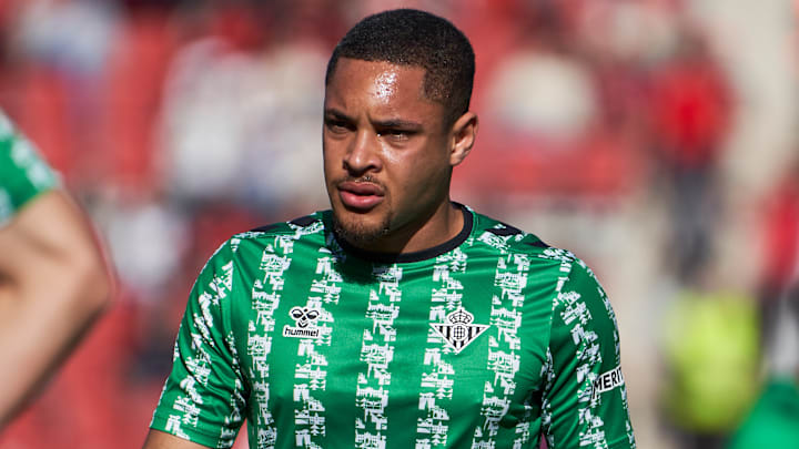 Vitor Roque will leave Real Betis & Barcelona this month