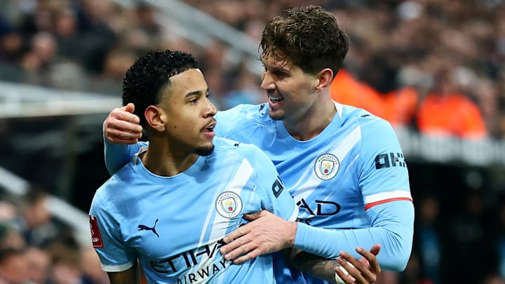 Manchester City sigue luchando por el campeonato inglés 