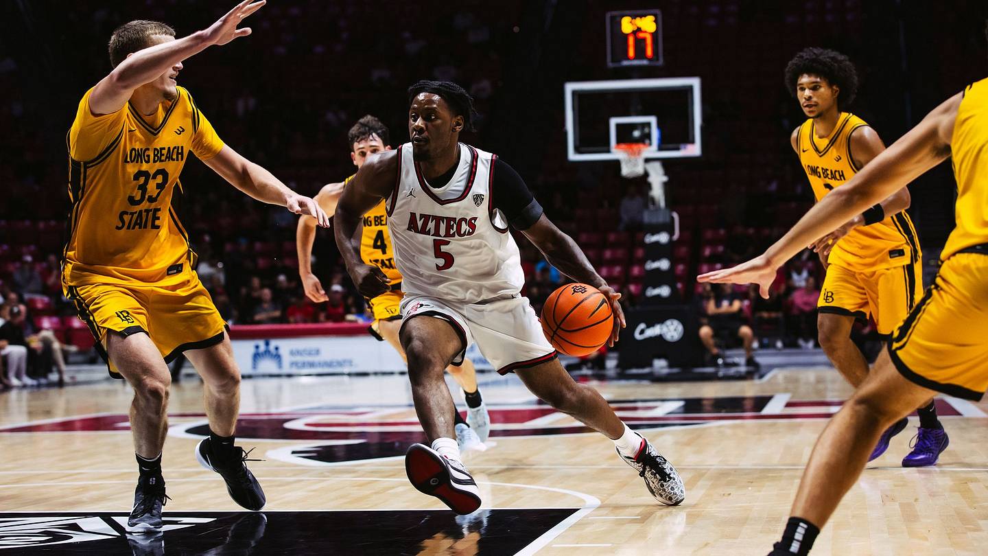 San Diego State cruises past Long Beach State in exhibition finale: 3 takeaways
