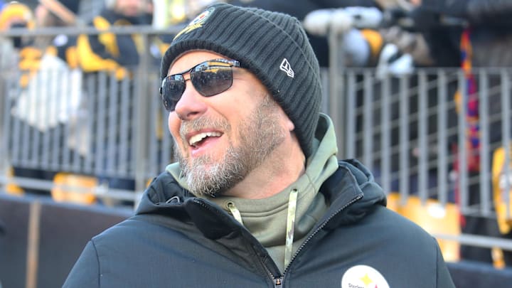 Nov 20, 2022; Pittsburgh, Pennsylvania, USA;  Pittsburgh Steelers offensive coordinator Matt Canada