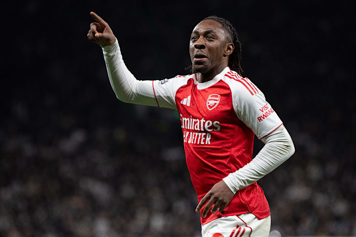 埃贝雷奇·埃泽