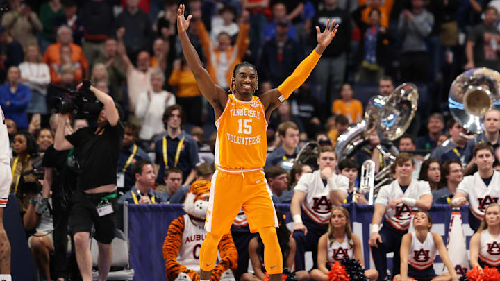 Auburn v Tennessee