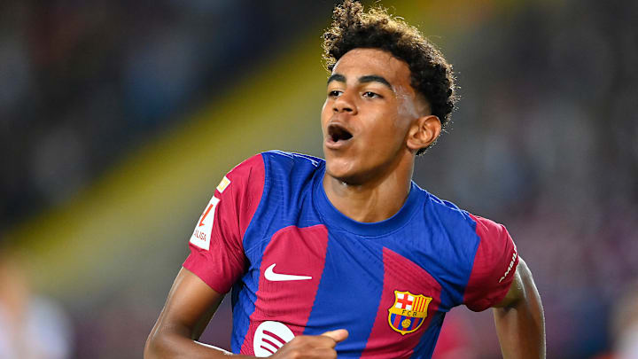 Lamine Yamal - FC Barcelone Lamine Yamal - FC Barcelone