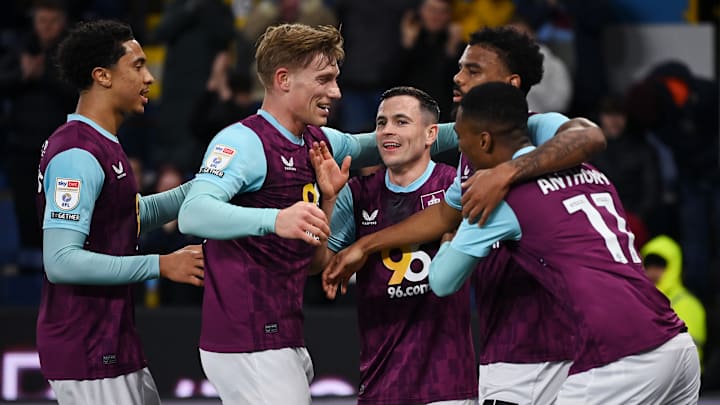 Burnley FC v Oxford United FC - Sky Bet Championship