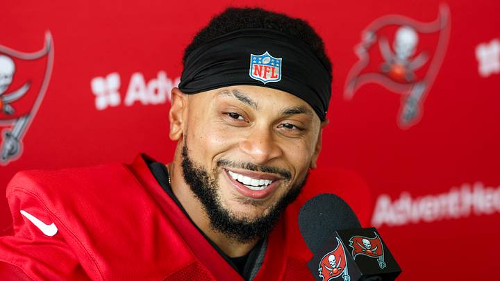Antoine Winfield Jr. is gearing up to return from injury in Week 8.
