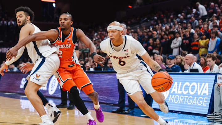 Virginia Cavaliers guard Jacari White 