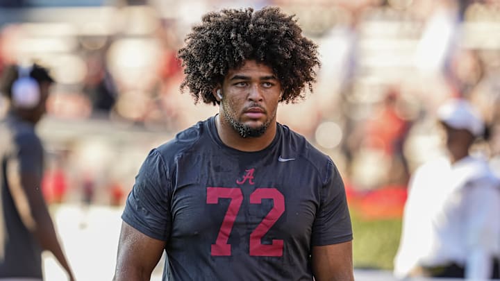 Sep 27, 2025; Athens, Georgia, USA; Alabama Crimson Tide offensive lineman Parker Brailsford (72) on the field before the game against the Georgia Bulldogs at Sanford Stadium. Mandatory Credit: Dale Zanine-Imagn Images Sep 27, 2025; Athens, Georgia, USA; Alabama Crimson Tide offensive lineman Parker Brailsford (72) on the field before the game against the Georgia Bulldogs at Sanford Stadium. Mandatory Credit: Dale Zanine-Imagn Images