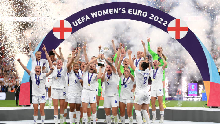L'Angleterre victorieuse à domicile pour la première fois en football féminin L'Angleterre victorieuse à domicile pour la première fois en football féminin