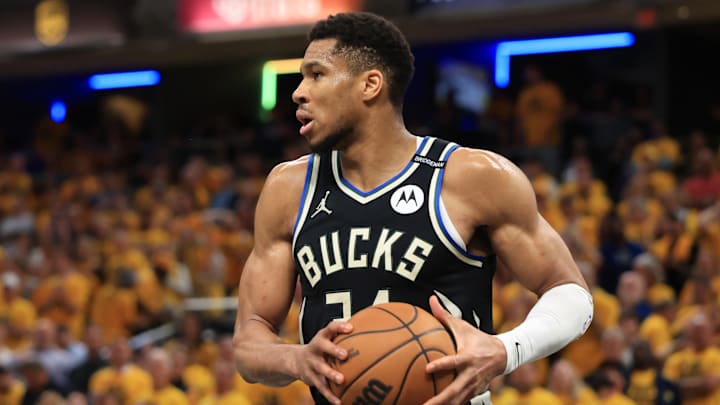 Giannis Antetokounmpo está en la mira de los Rockets 